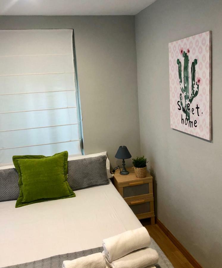 Apartamento San Blas-Antiguo Mercado Central サラゴサ エクステリア 写真