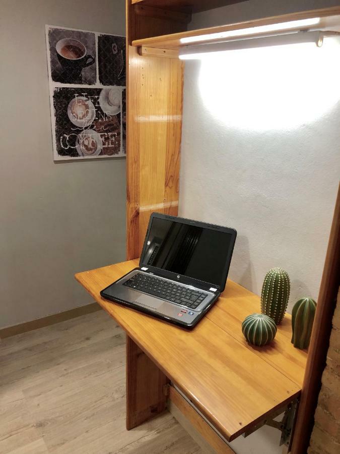 Apartamento San Blas-Antiguo Mercado Central サラゴサ エクステリア 写真